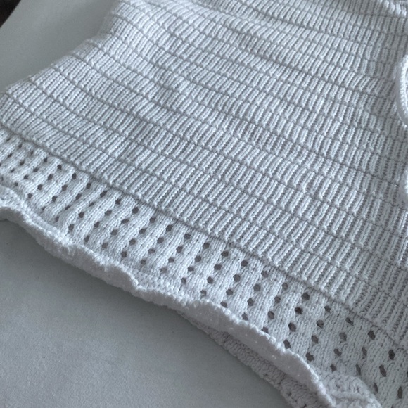 White crochet shorts - Picture 3 of 4